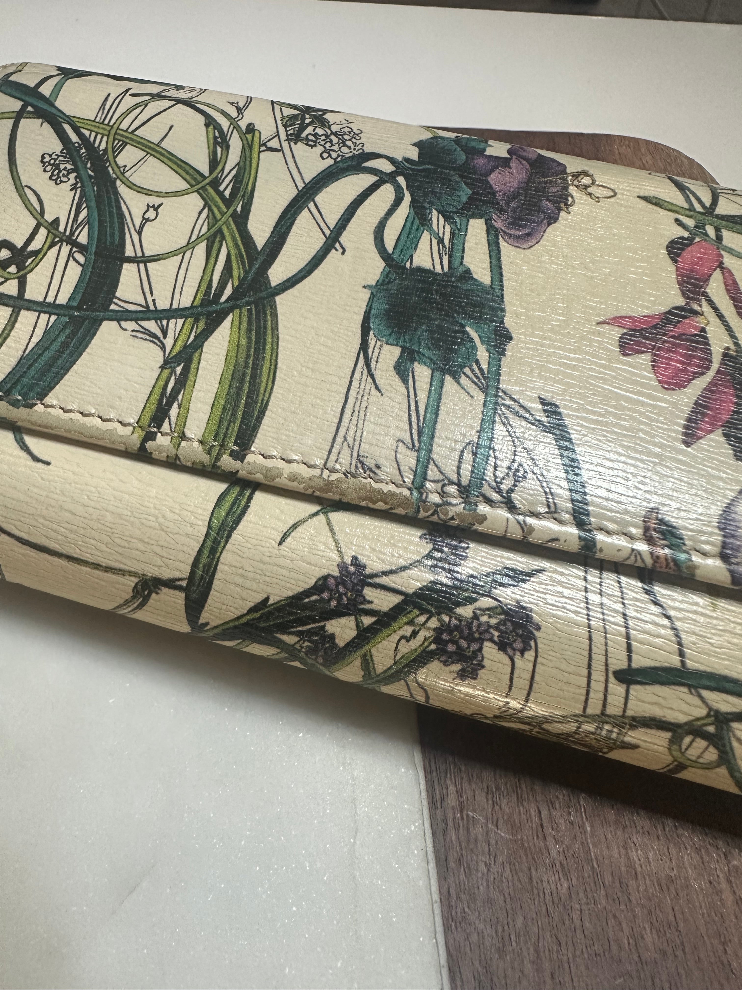 Gucci Flora Wallet